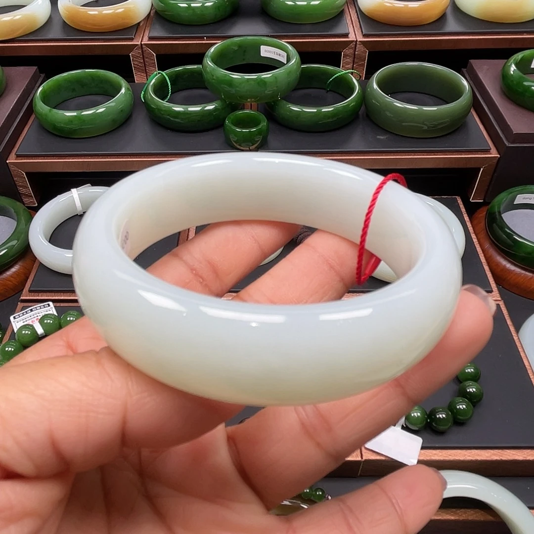 向***开和田玉未镶嵌手镯60.3