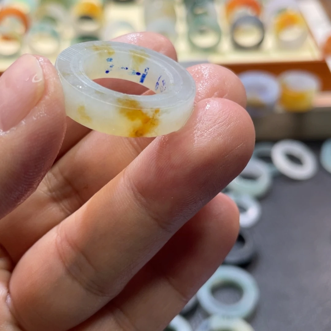 【闪购商品】定制翡翠未镶嵌天然翡翠13-21圈