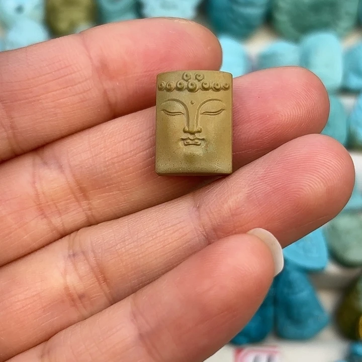 绿松石未镶嵌挂件