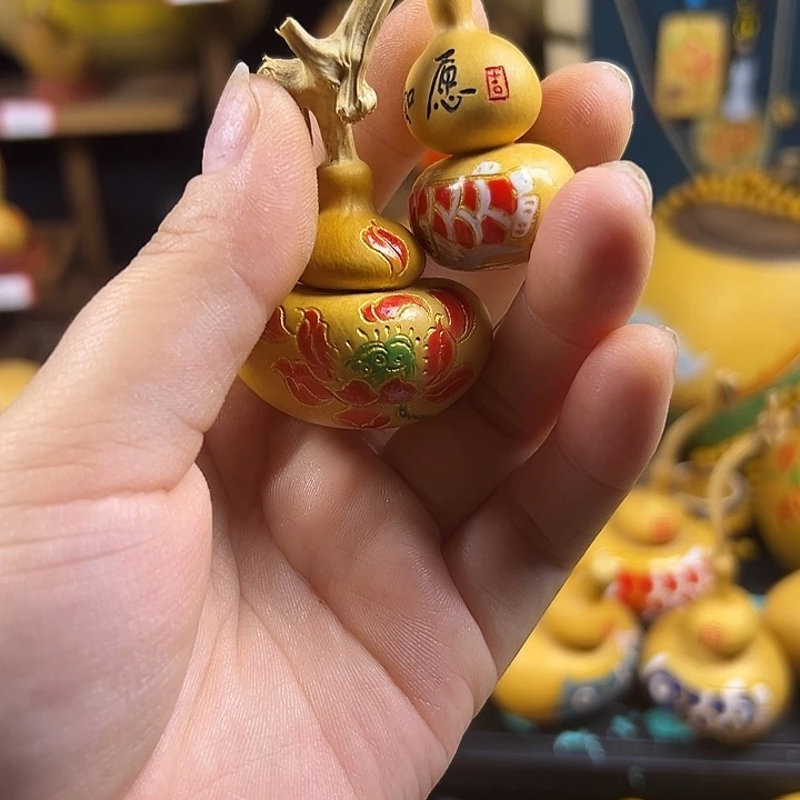 无非金属韩*元宝葫芦手串