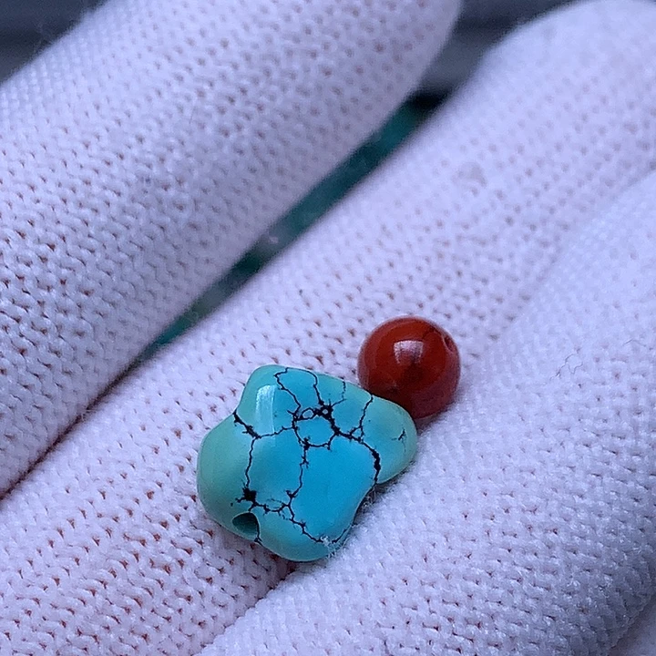 湘***多未镶嵌南红玛瑙珠宝奇石