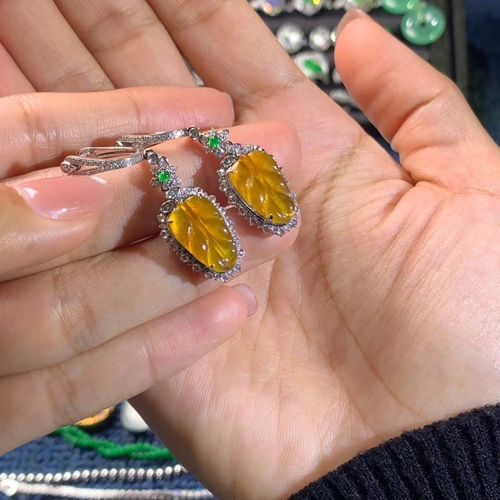 翡翠18K金镶嵌耳饰黄翡叶子耳包