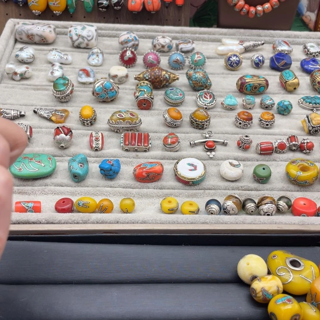 无非金属X***瑾吴尼泊尔