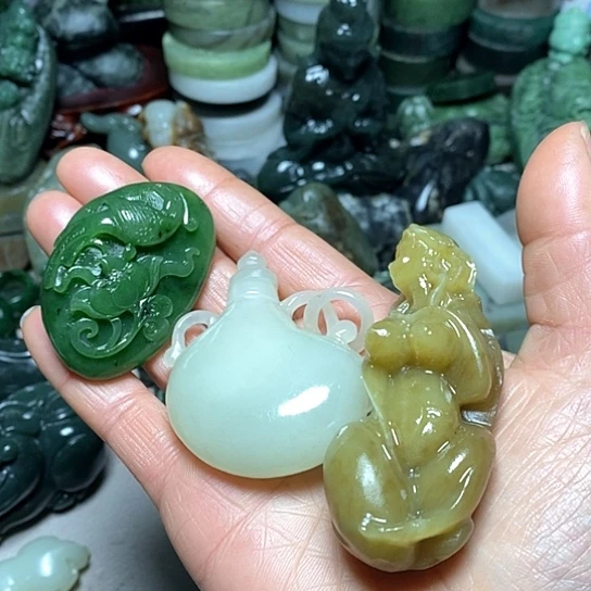 未镶嵌和田玉（糖玉）珠宝半成品葫**爷