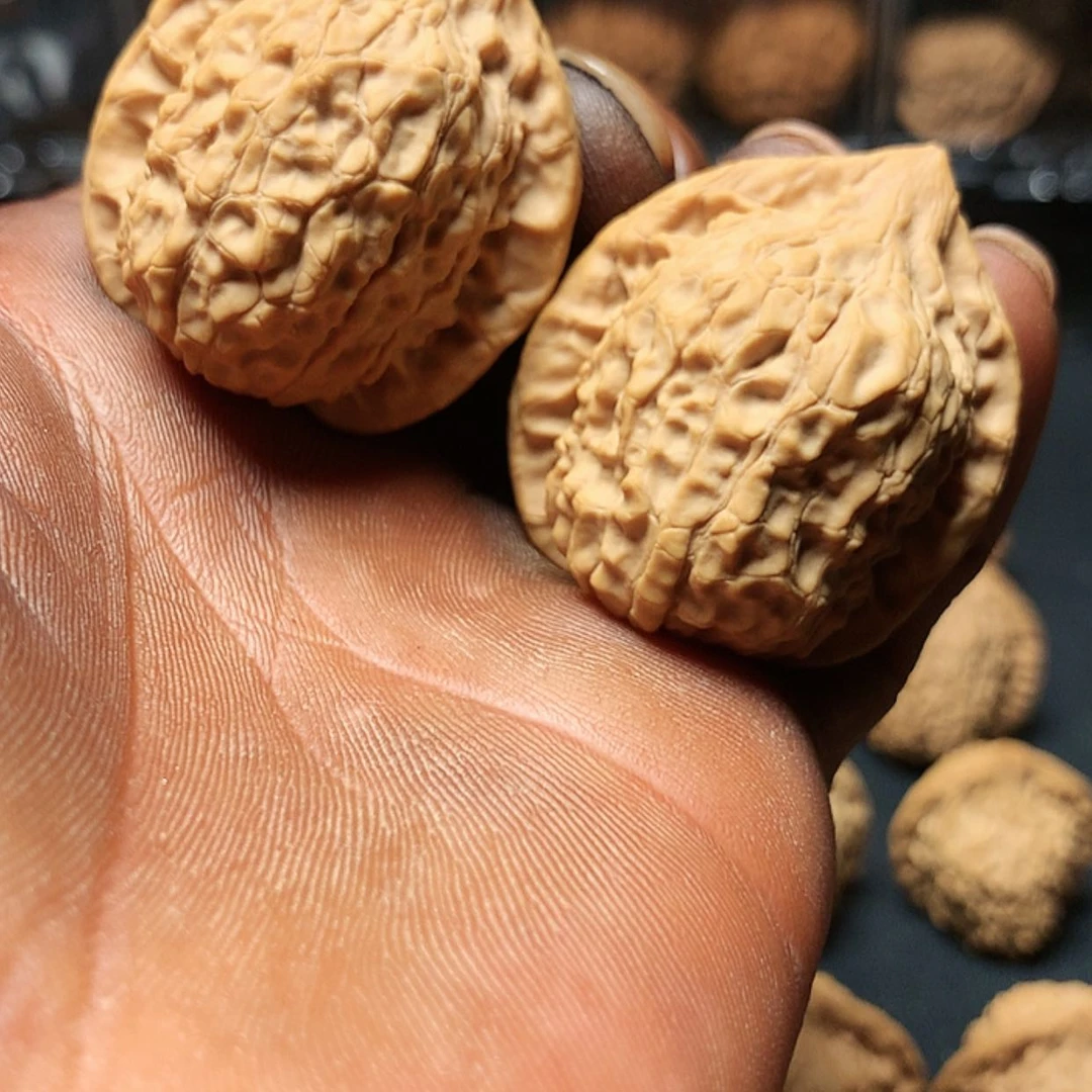 【闪购商品】把件文玩核桃特**郝