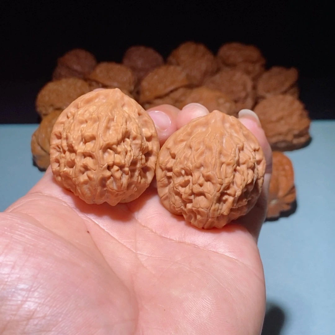 吊坠文玩核桃36尺玉枕元宝