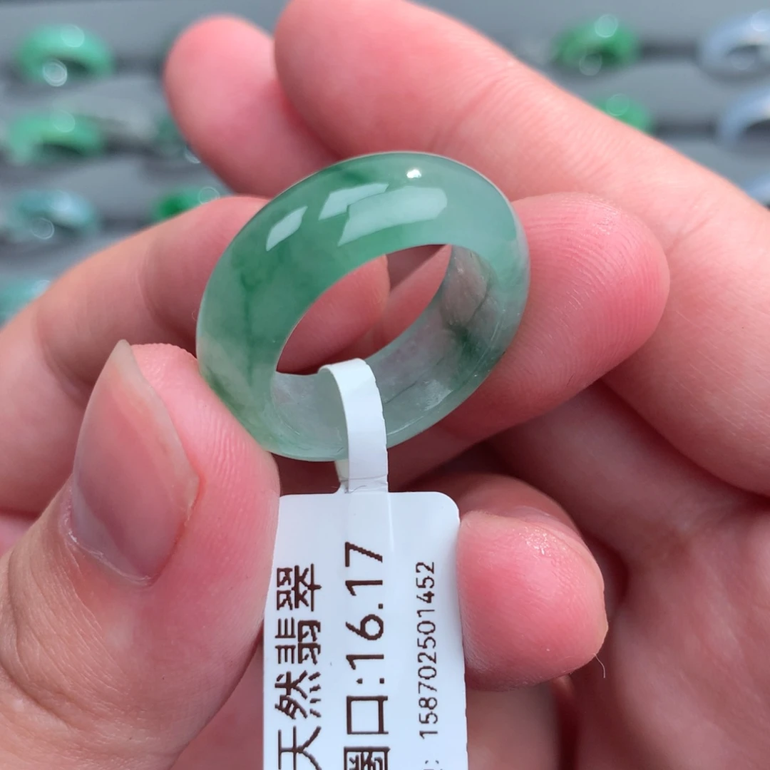翡翠戒指未镶嵌天然