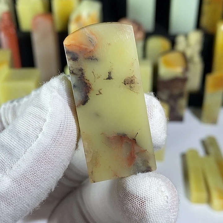 青田石青田菜花紫檀