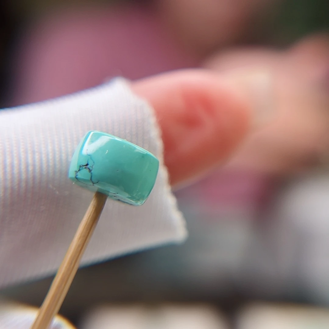 绿松石未镶嵌珠宝奇石9.4