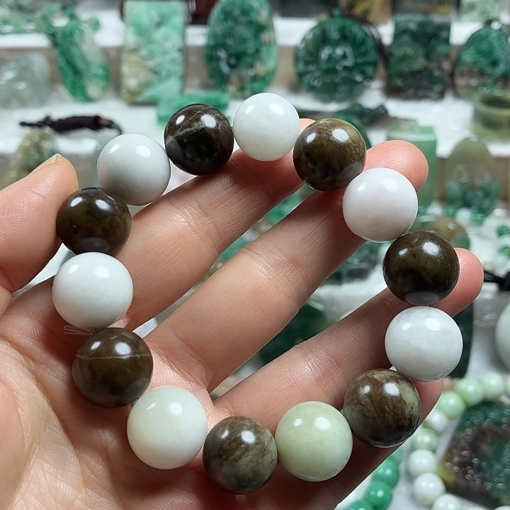 独山玉未镶嵌吊坠