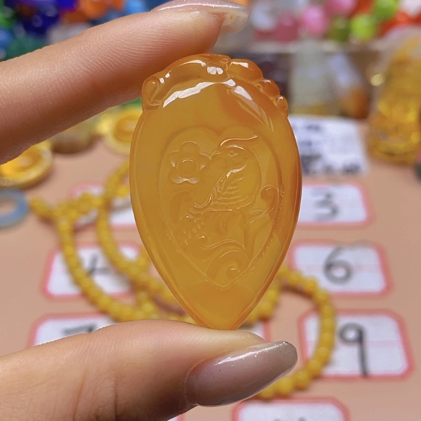 【闪购商品】玛瑙/玉髓颈饰未镶嵌?*歌