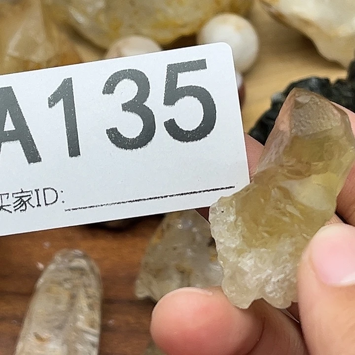 A****水晶未镶嵌珠宝半成品默认微瑕