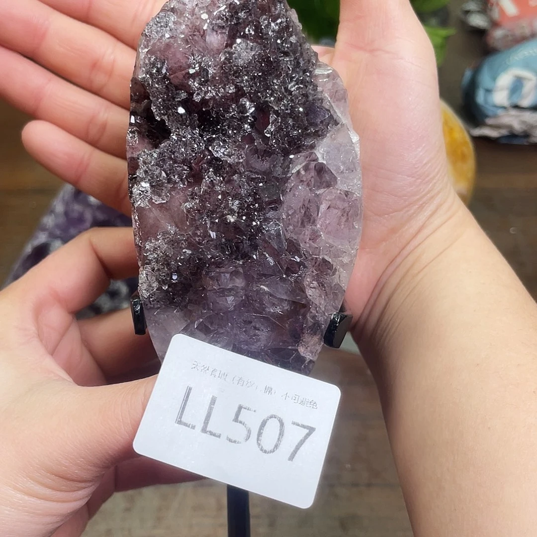 未镶嵌水晶大型摆件（非配饰）