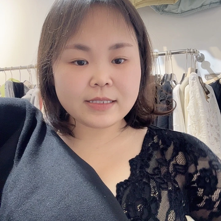 黑色白色备注颜色打底上衣