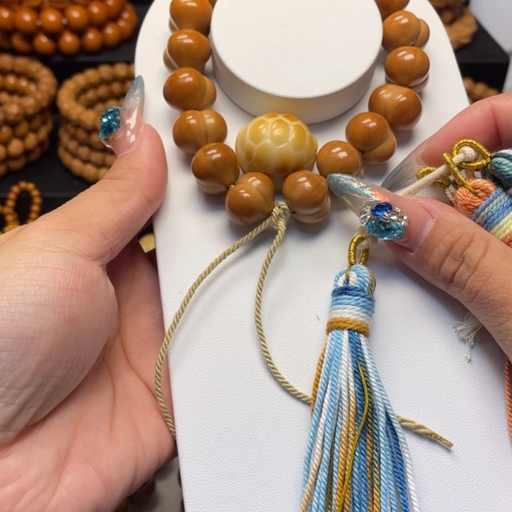 *****手串猴头核桃全品16小加柯基屁桃➕富甲3号流苏