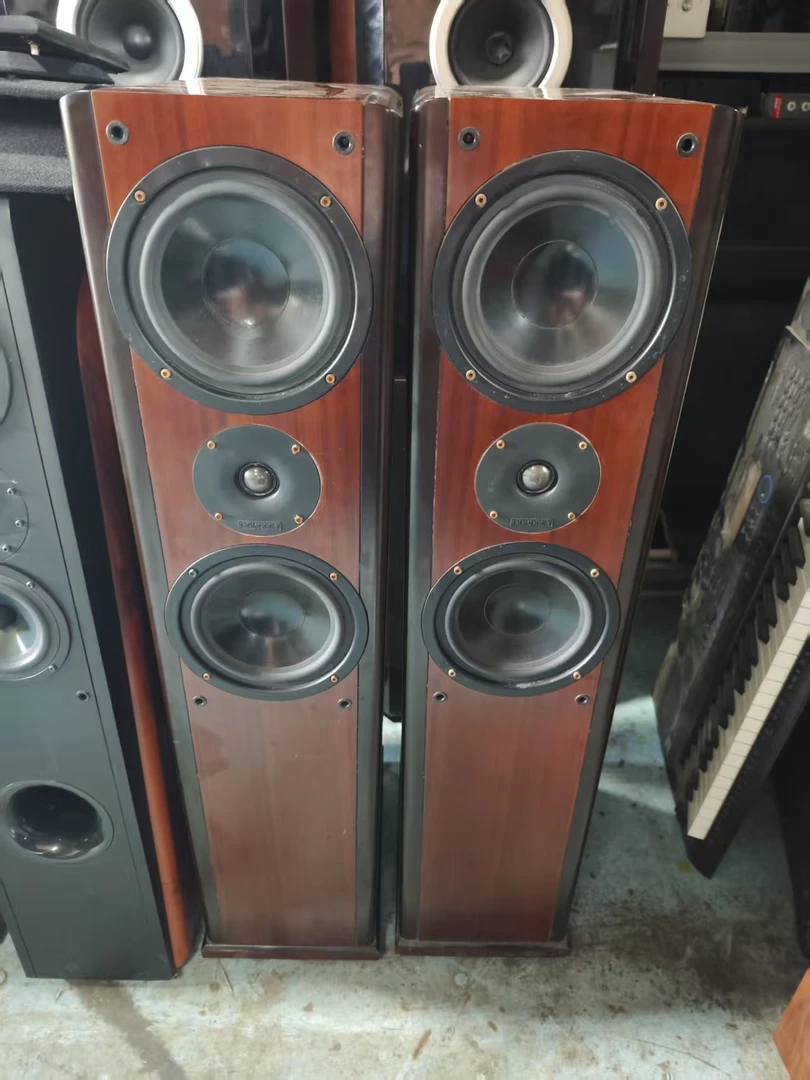 9新 HP/惠普 《惠普音箱M-700MK2 6.5寸两分频落地箱一对》运费自理