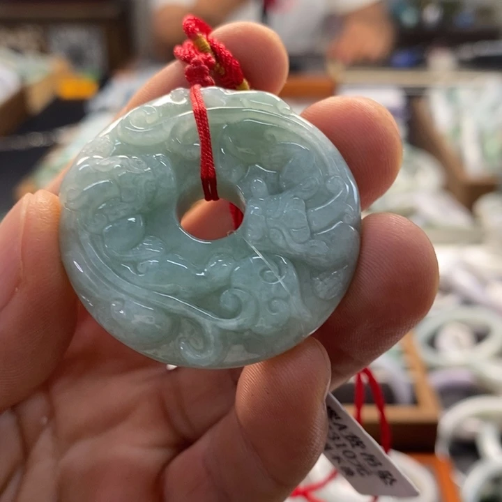 翡翠未镶嵌吊坠(不含链)翡翠挂件吊坠