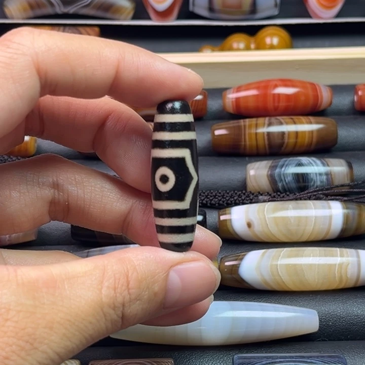 F***i玛瑙/玉髓未镶嵌颈饰