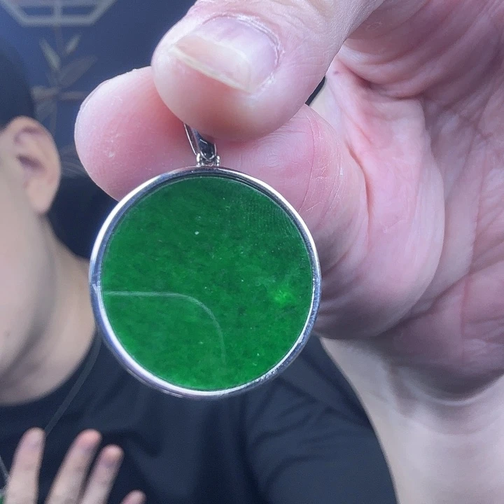 翡翠吊坠(不含链)银S925镶嵌特价 新年 有白点