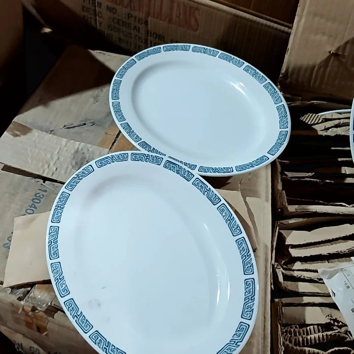 瓷片陶瓷盘子碗啥都有