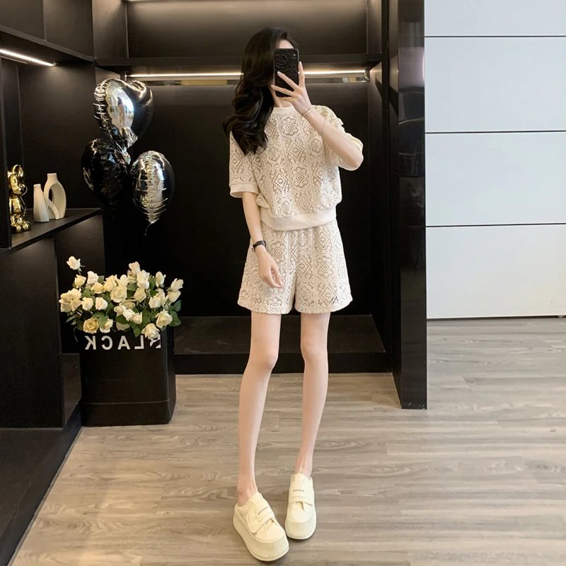 镂空蕾丝圆领短袖T恤夏季新款套装短款短裤洋气宽松显瘦两件套装