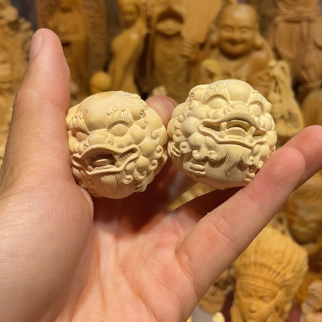 黄杨木小瑕疵貔貅手球一对
