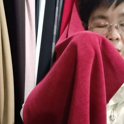 雪尼尔条绒安可拉红1.1米