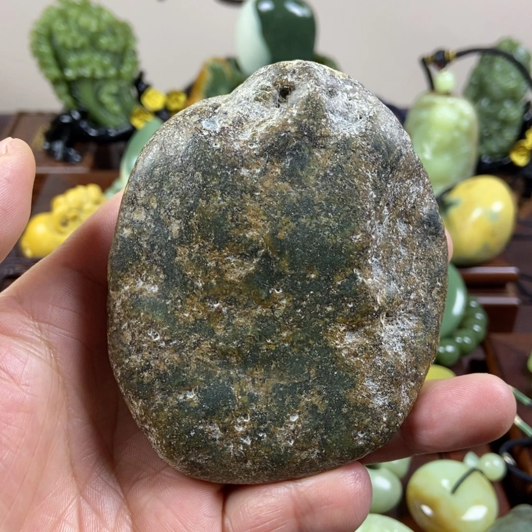 岫岩河磨玉（透闪石质玉）未镶嵌珠宝奇石