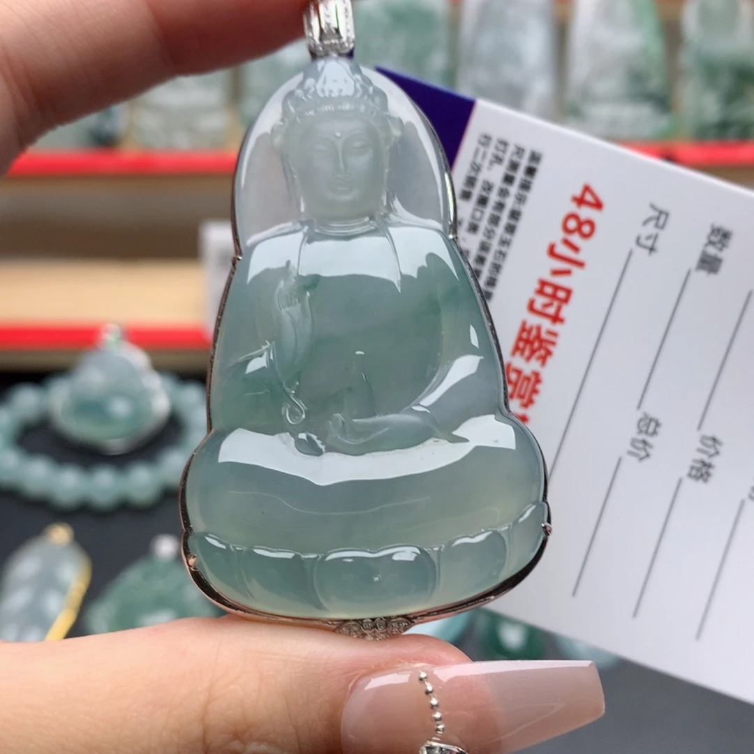 翡翠18K金镶嵌颈饰Q****4素衣观音
