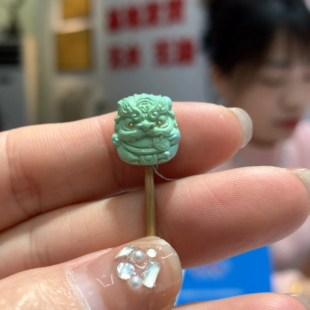 绿松石配饰未镶嵌