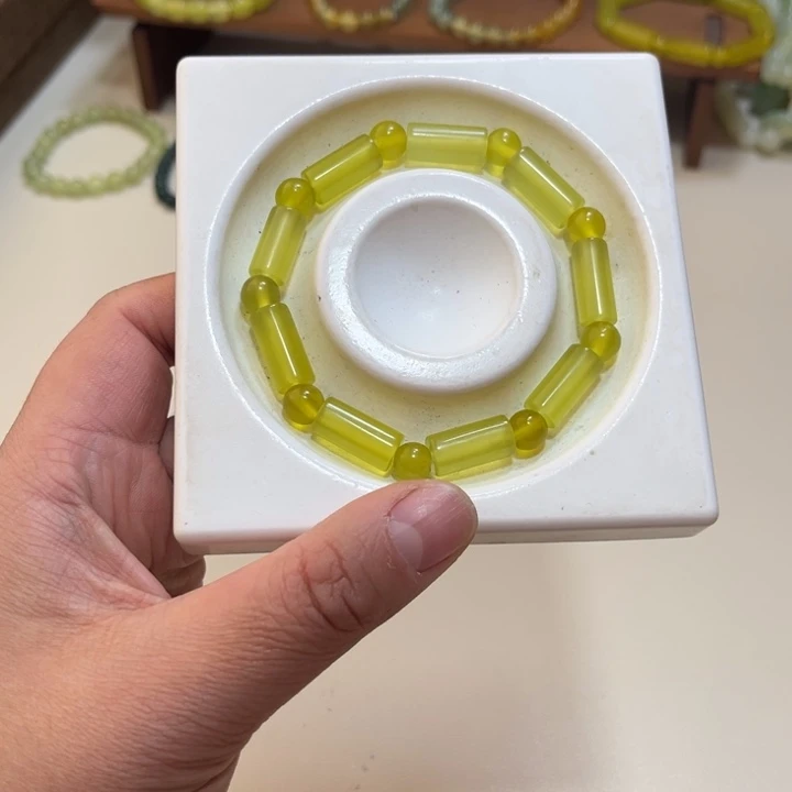 蛇纹石玉未镶嵌手链