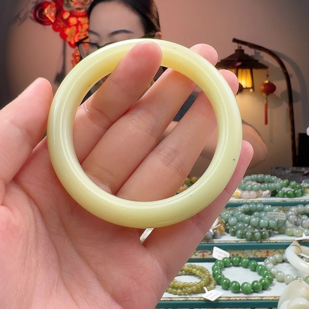 和田玉54.8圈口39未镶嵌