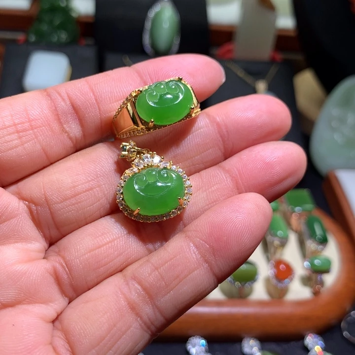 和田玉吊坠银S925镶嵌锦*