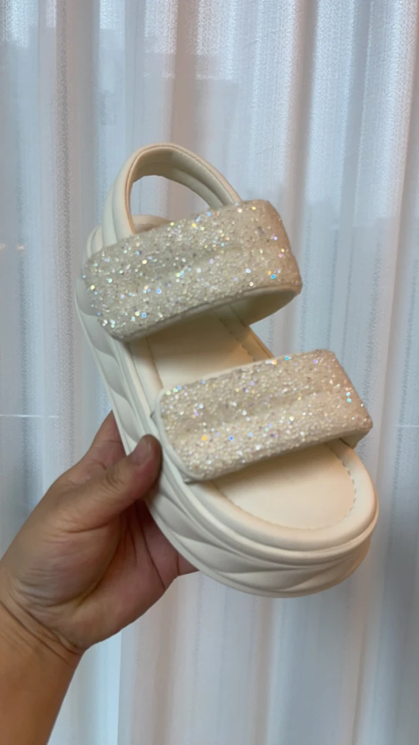 5588潮牌重工凉鞋女鞋