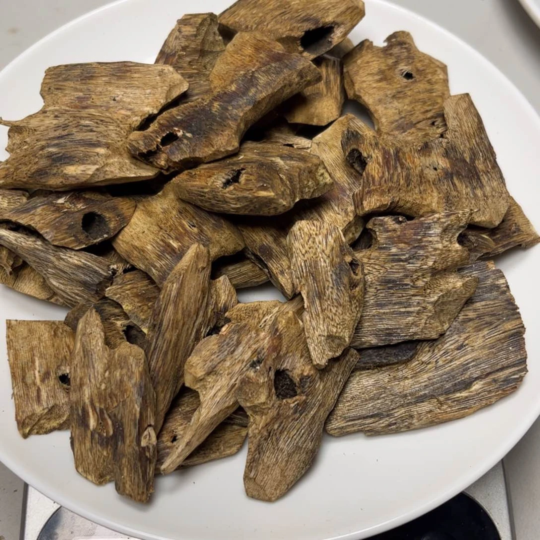 沉香沉香碎屑国香系奇楠沉香乌身圆叶品种红油碎料50克