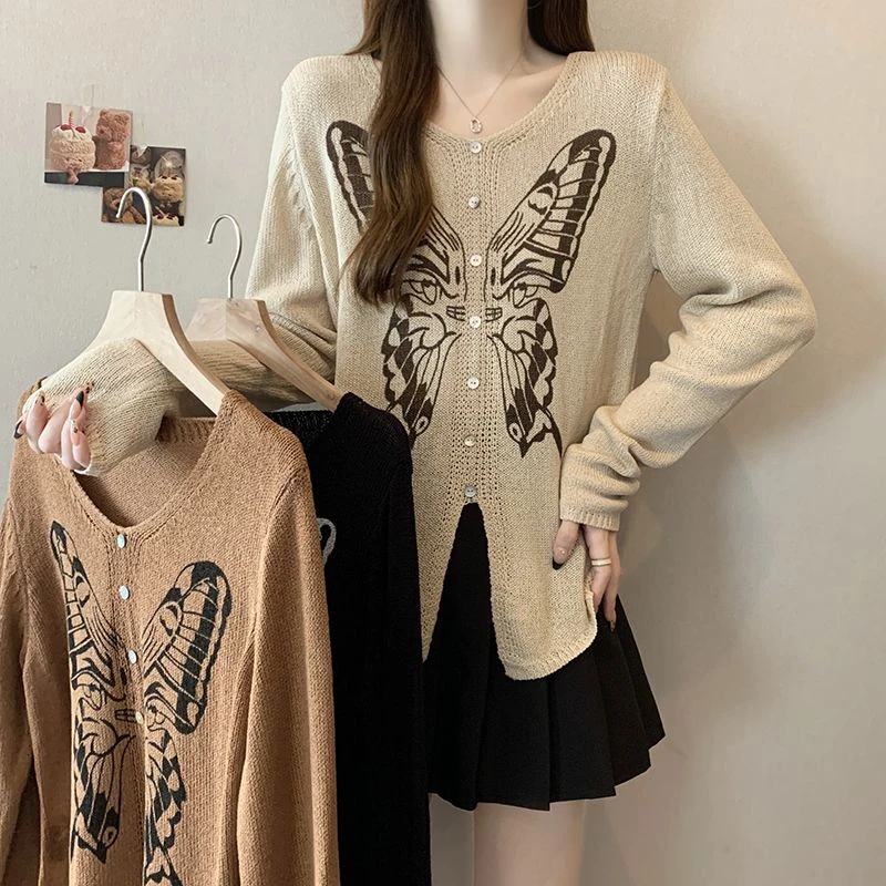 2024秋装新款胖mm高级感刺绣蝴蝶针织衫开叉大码针织衫休闲女上衣