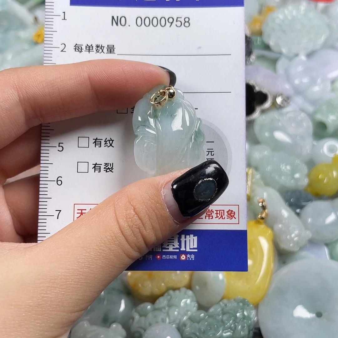 翡翠未镶嵌颈饰958