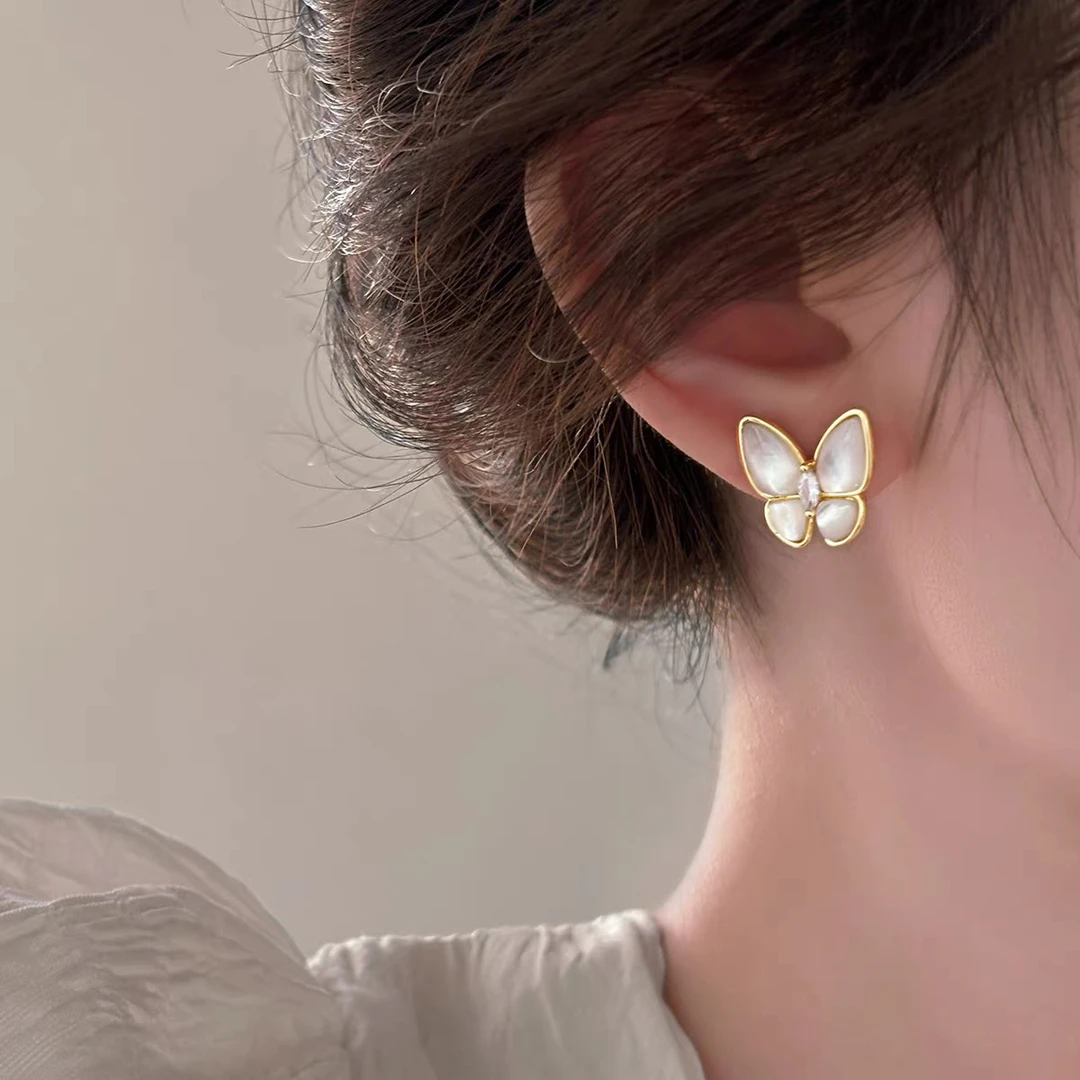 S925银针【花飞蝶舞】S0241⭐BZN蝴蝶贝母花香自来耳钉
