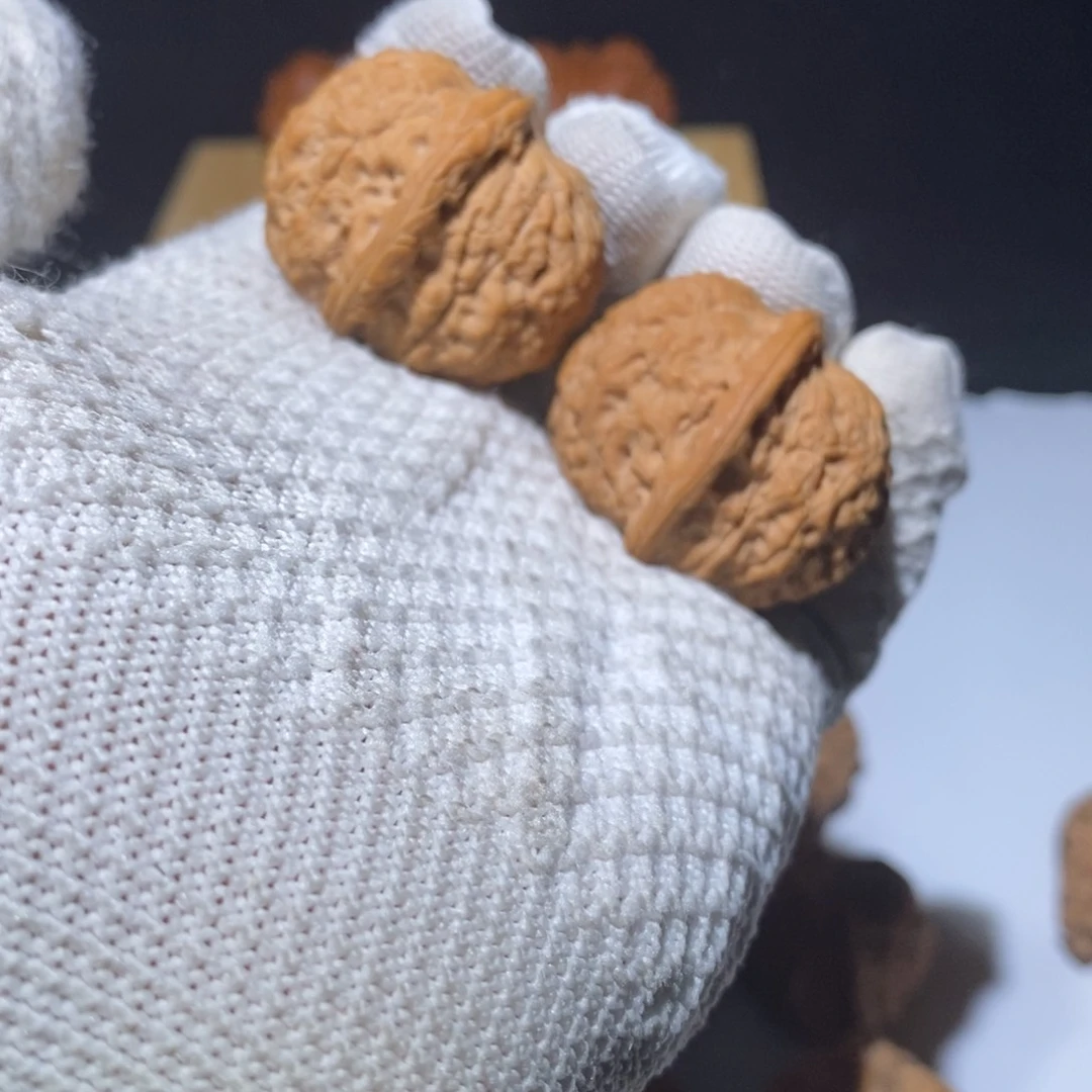 文玩核桃吊坠37全品血麒麟