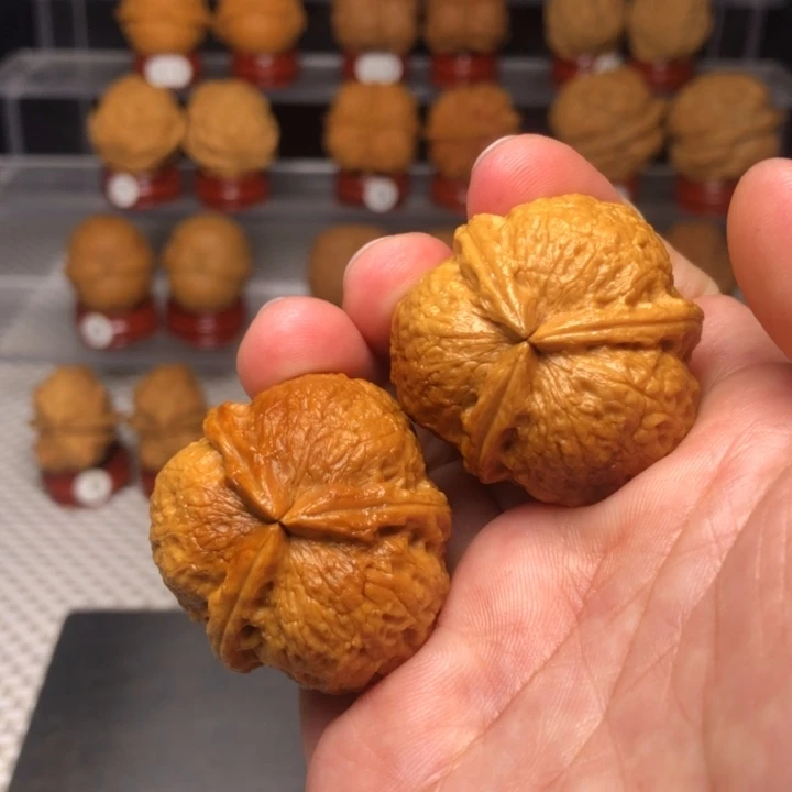 文玩核桃把件12满天星