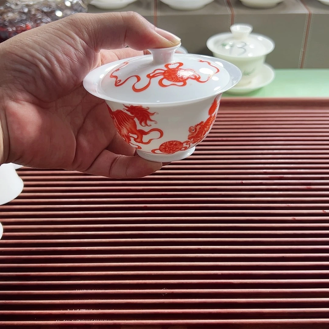 洪***厂120ml超薄胎泰狮盖碗