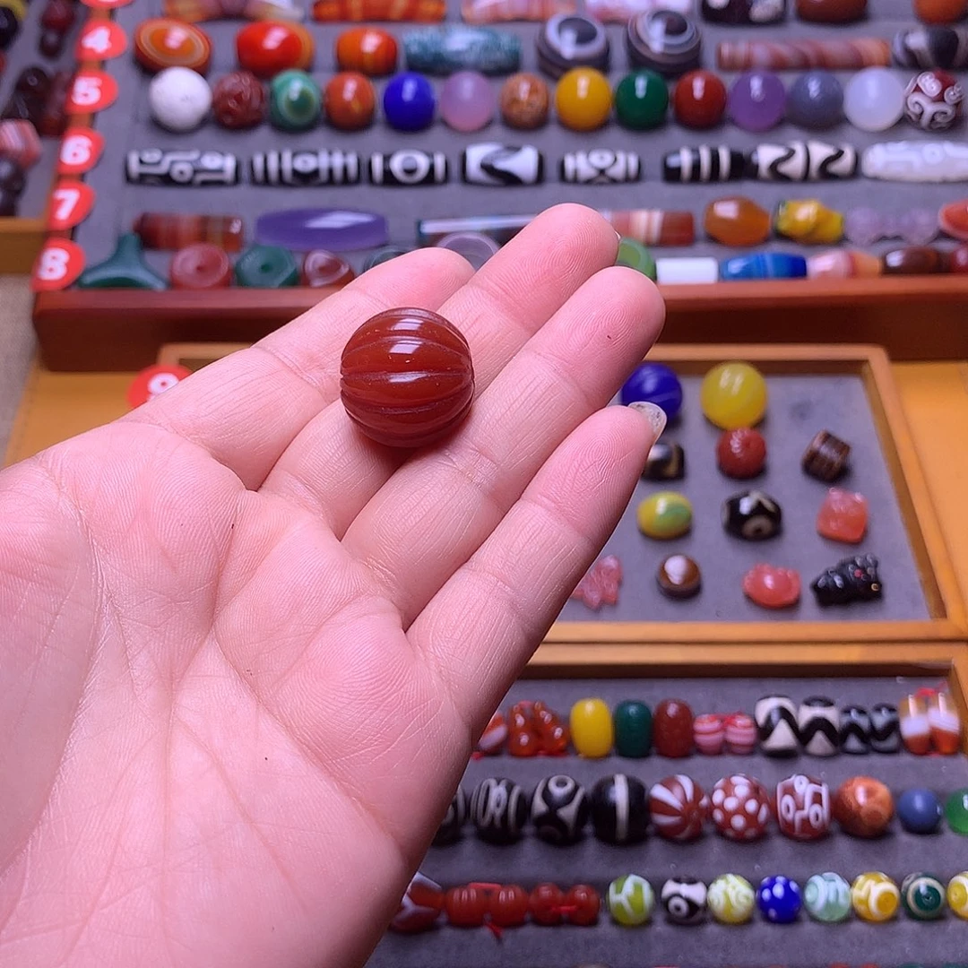 牵***手玛瑙/玉髓未镶嵌颈饰