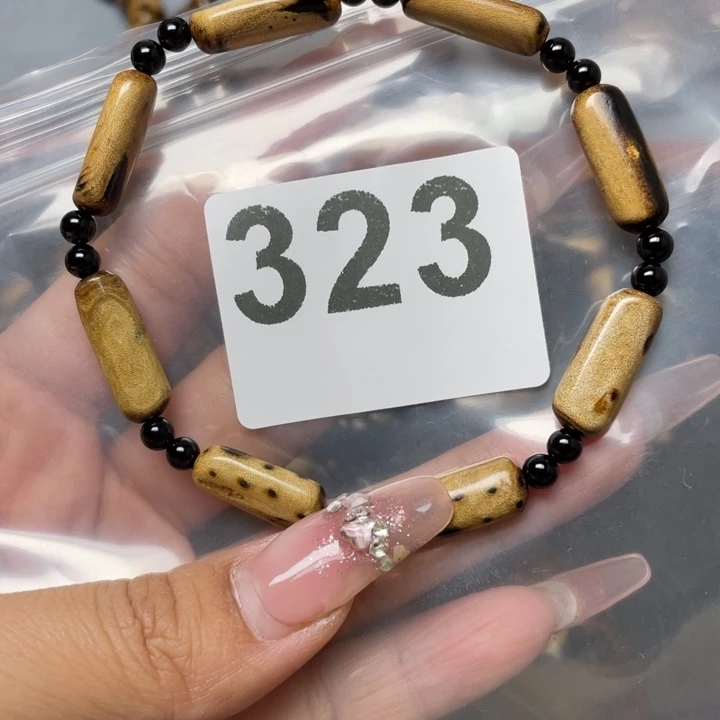 泥塑K****子亦朵臻品甄选