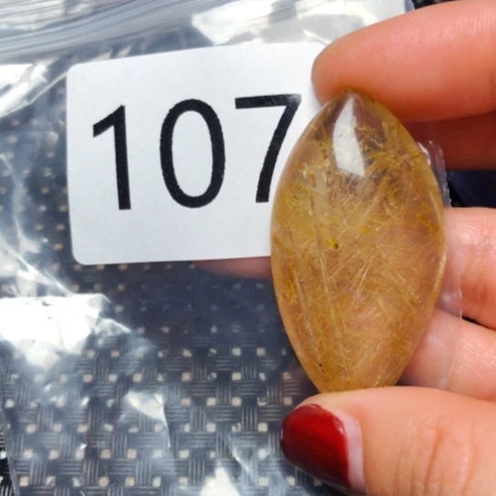 水晶颈饰未镶嵌悠****人