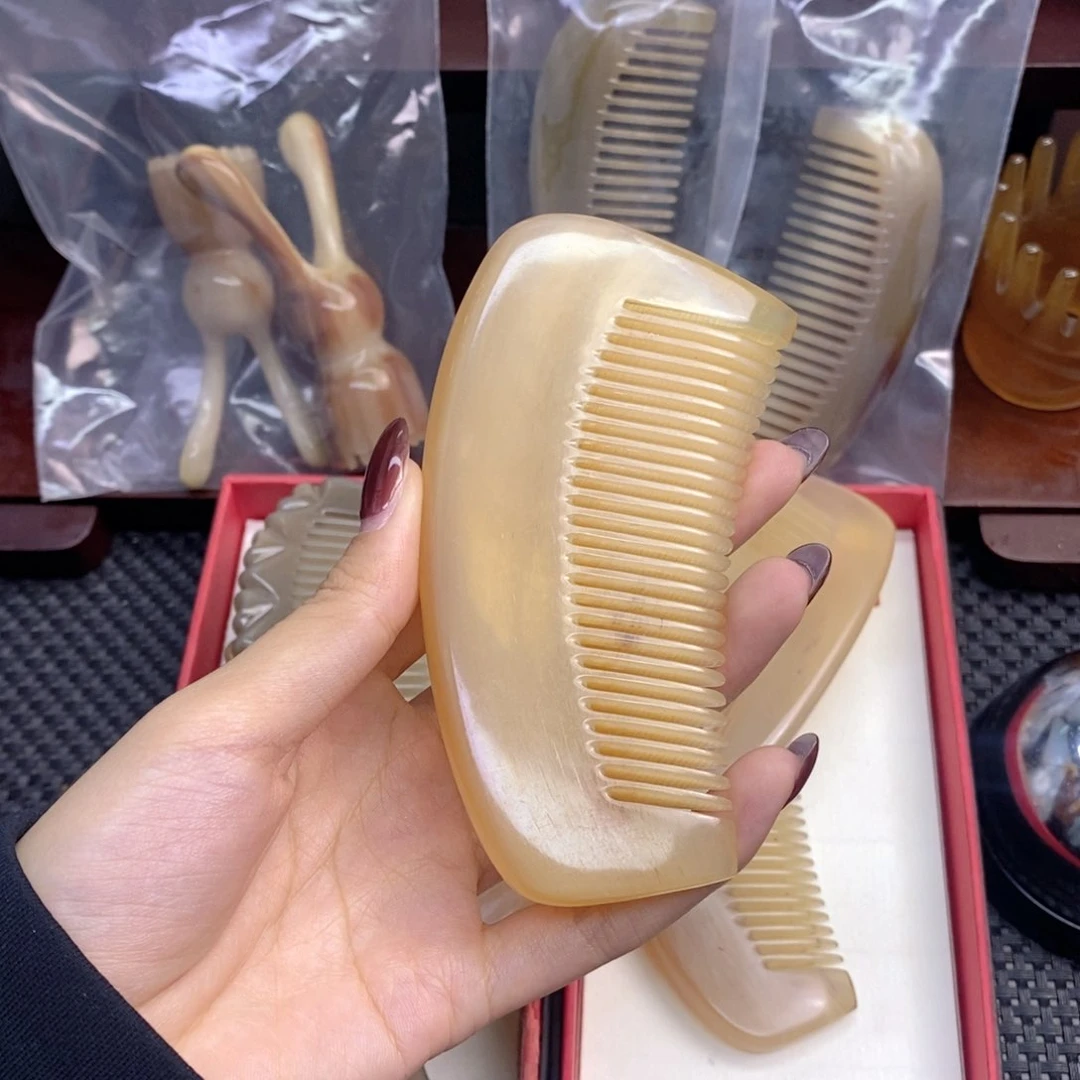 纯手工制作纯牛角梳子