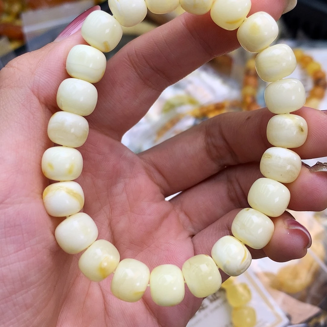 未镶嵌琥珀珠宝奇石