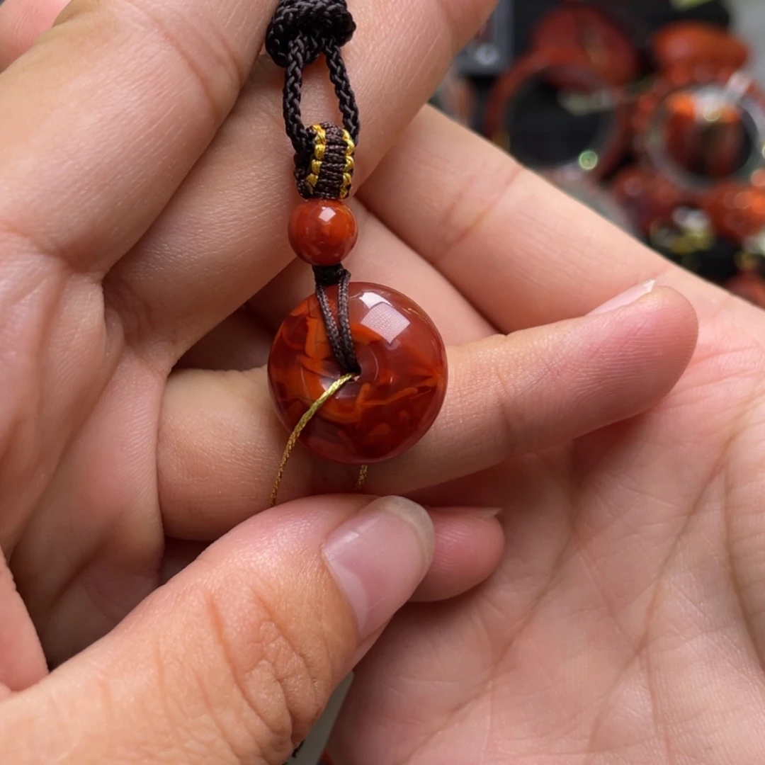 【闪购商品】未镶嵌火焰纹平安扣南红玛瑙