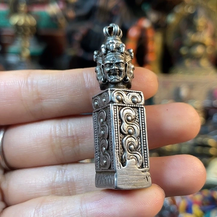 我也不知道我为什么要这样对