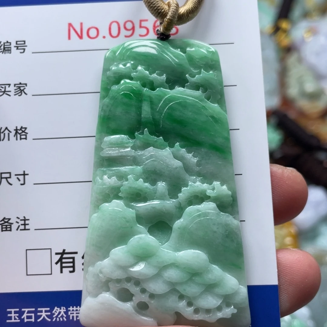 翡翠颈饰未镶嵌翡玉缘翡翠挂件