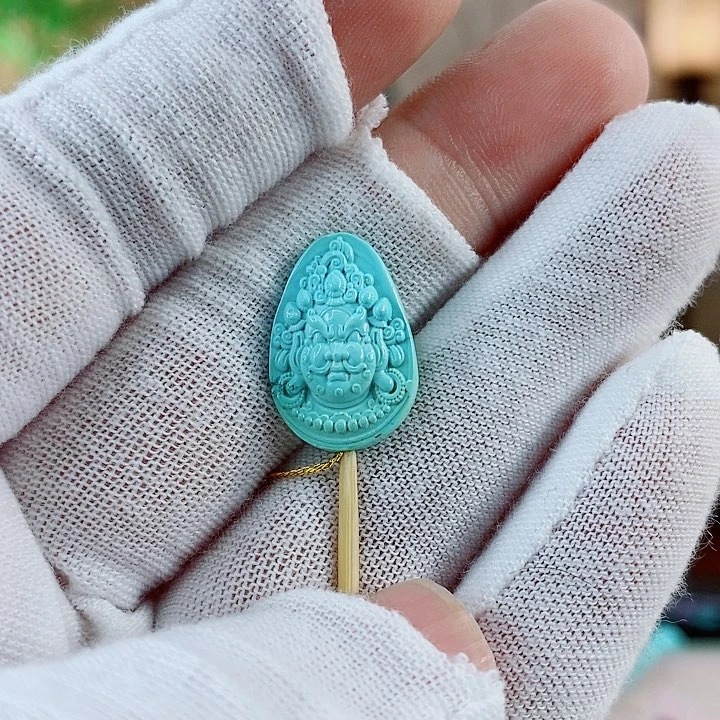 未镶嵌绿松石珠宝奇石